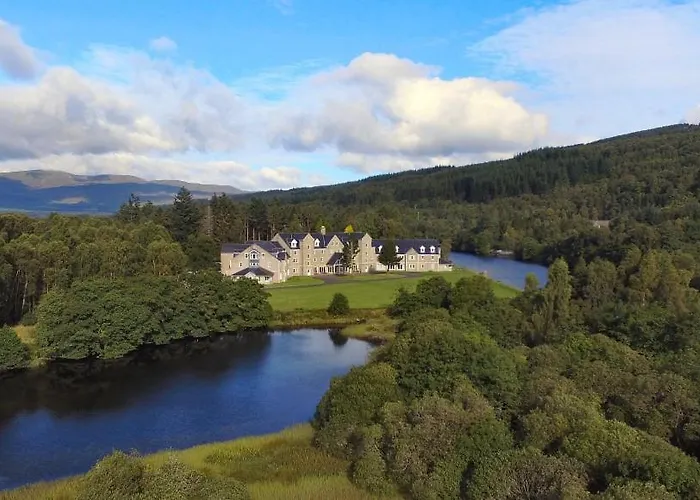 Tummel Bridge Hotels