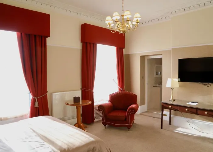 Preston (Lancashire) Hotels with Tennis Court
