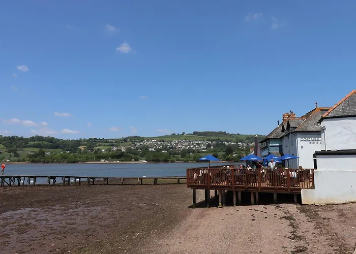 Cabin Rentals in Teignmouth