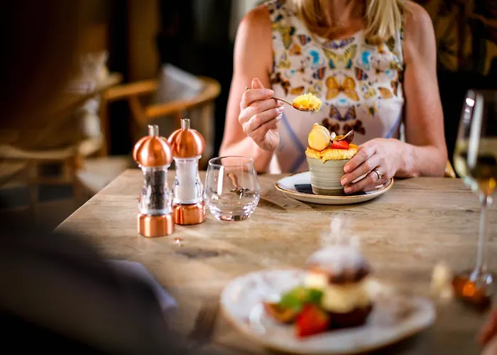 Bath Hotels for Romantic Getaway