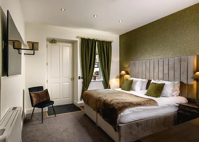 Lancaster Hotels With Amazing Views