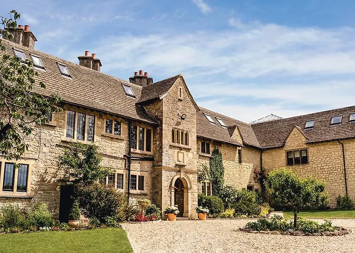 Purton Hotels