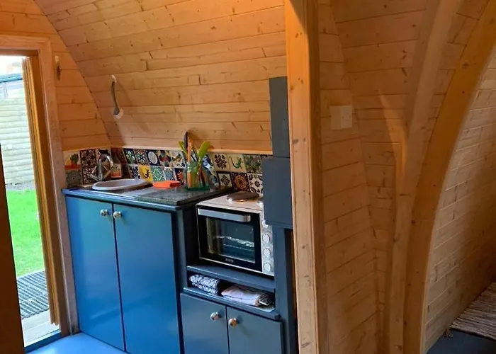 Holiday Cottages in Porthcurno