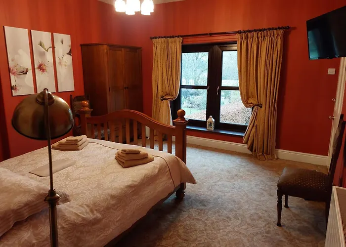 Hope (Derbyshire) Lodging 