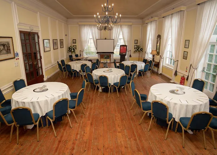 Hemswell Hotels
