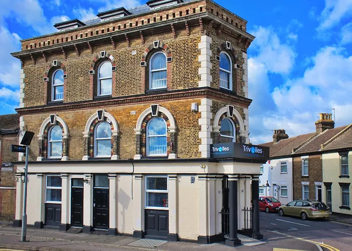 Rochester (Kent) Hotels With Amazing Views