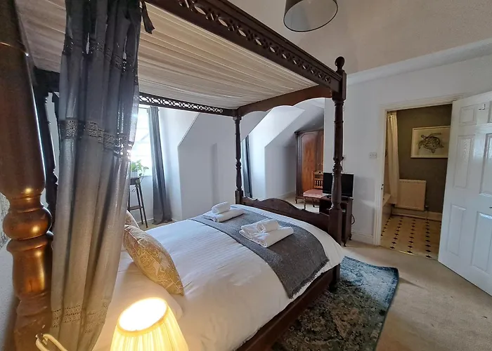 Dulverton Hotels