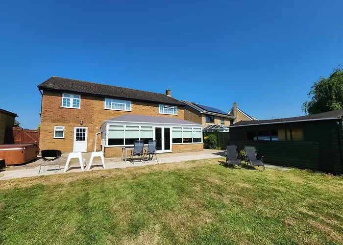 Vacation homes in Bicester