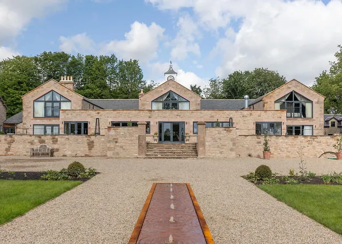 Alnwick Hotels With Jacuzzi in Room