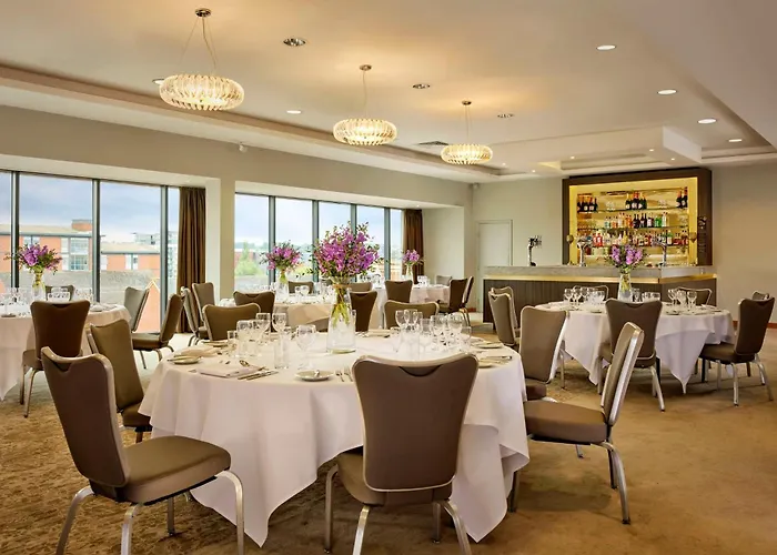Doubletree By Hilton Lincoln Hotel