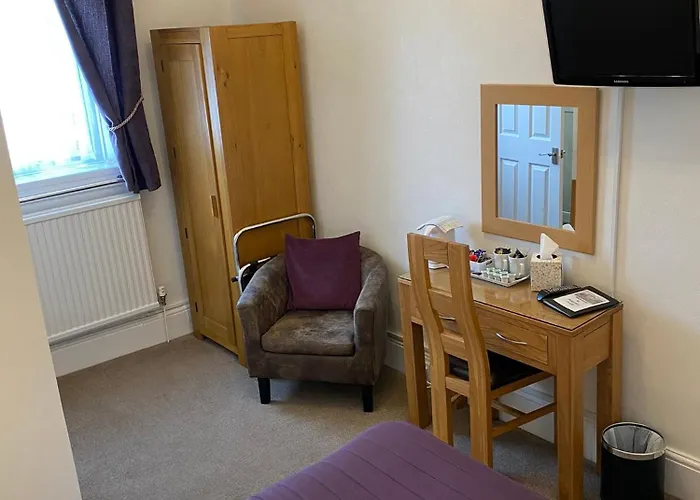 Paignton Court Bed & Breakfast