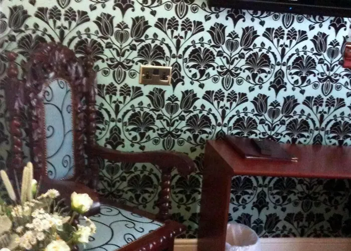 Ely House Hotel Wolverhampton