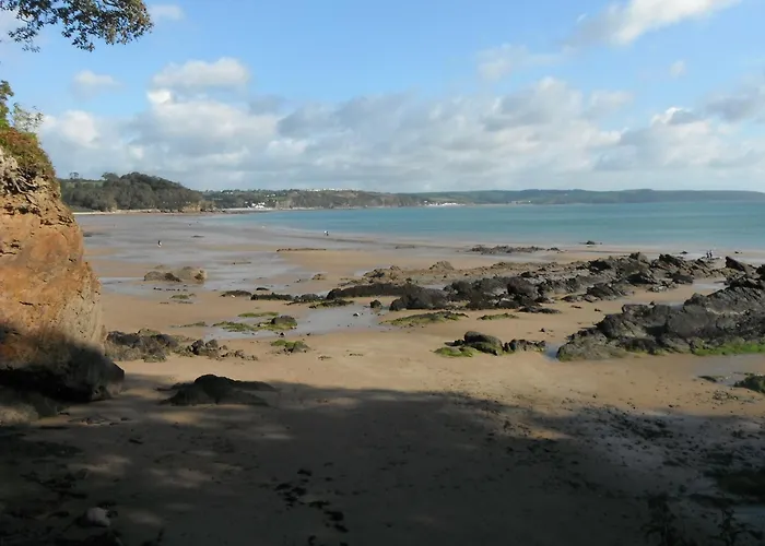 Saundersfoot Beach hotels