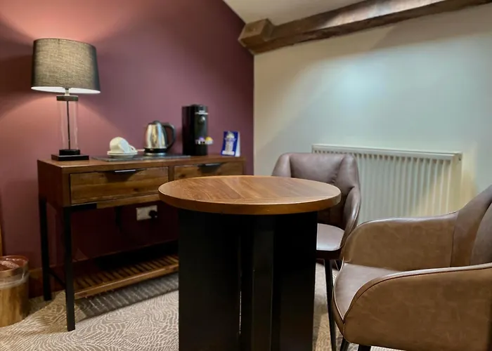 Llandeilo Hotels