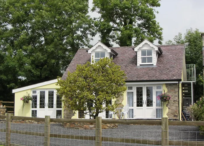 Amroth Lodging 