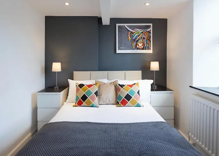 New Mills Hotels