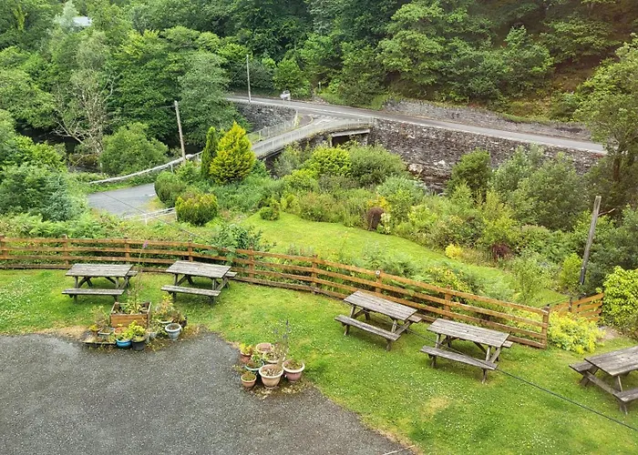 Dolwyddelan Hotels