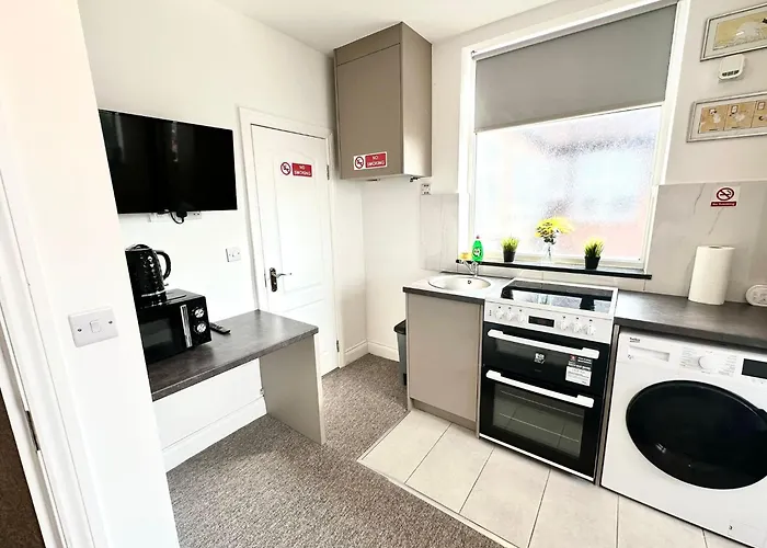Vacation Apartment Rentals in Hendon