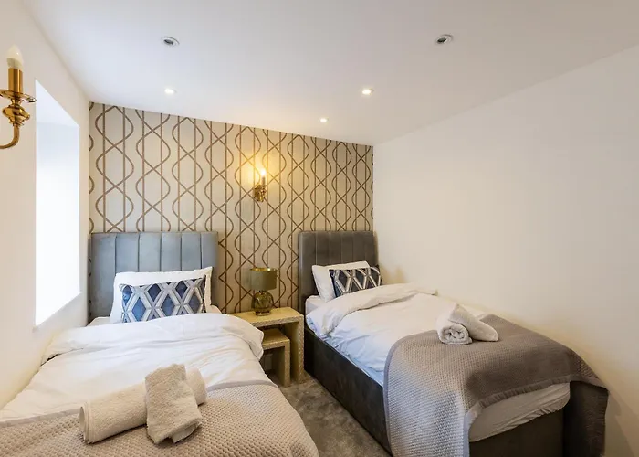 Vacation Apartment Rentals in Guildford