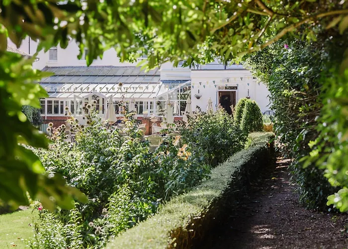 Winchester Golf hotels