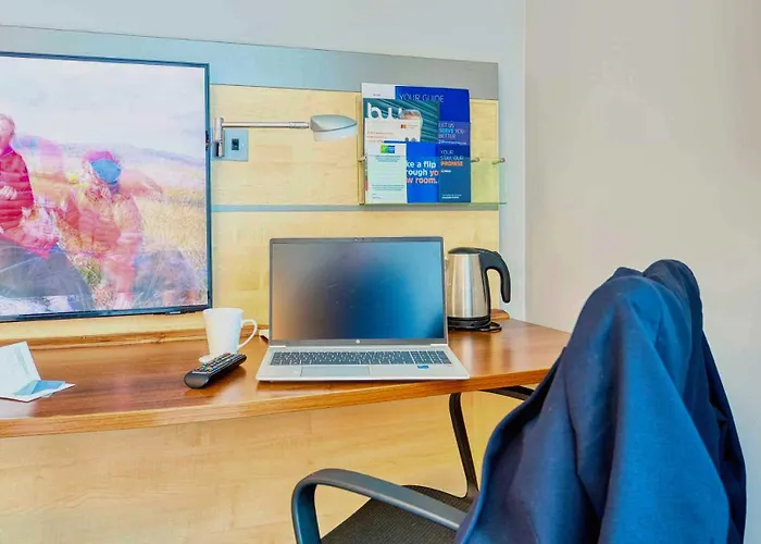 Kingston upon Hull City Center Hotels