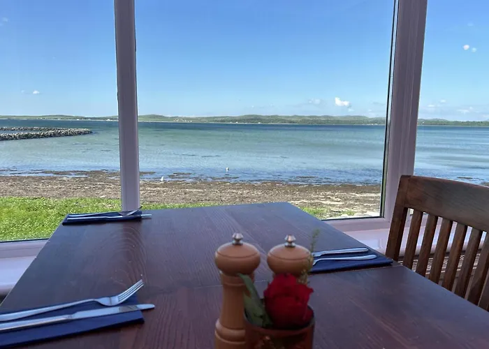 Bowmore Hotels