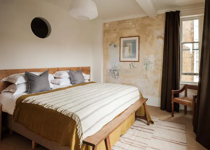 South Petherton Hotels