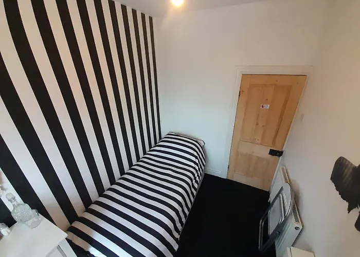 Sweet Dreams Residence, Close To Penny Lane Liverpool