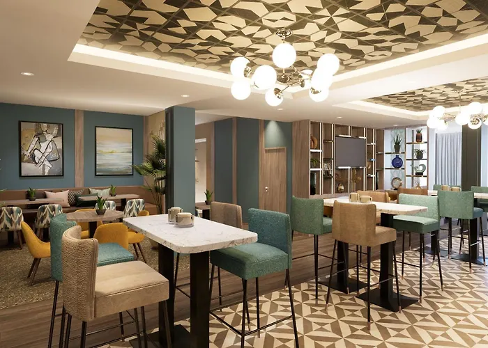 Colchester Hotels with Tennis Court