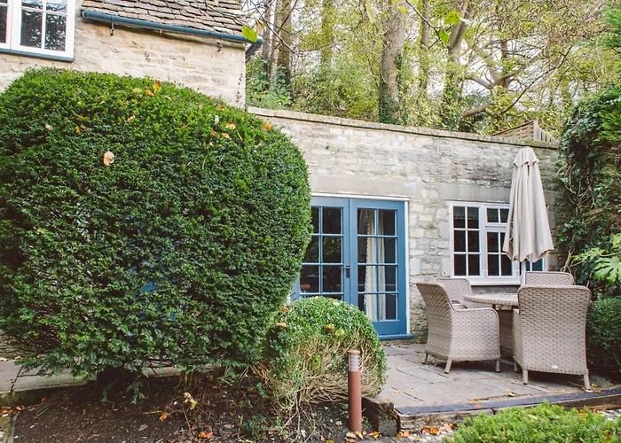 Bibury Hotels