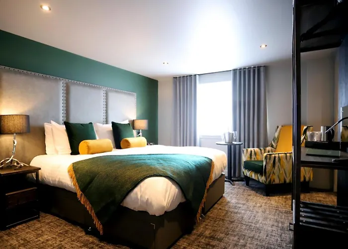 Prestwick City Center Hotels