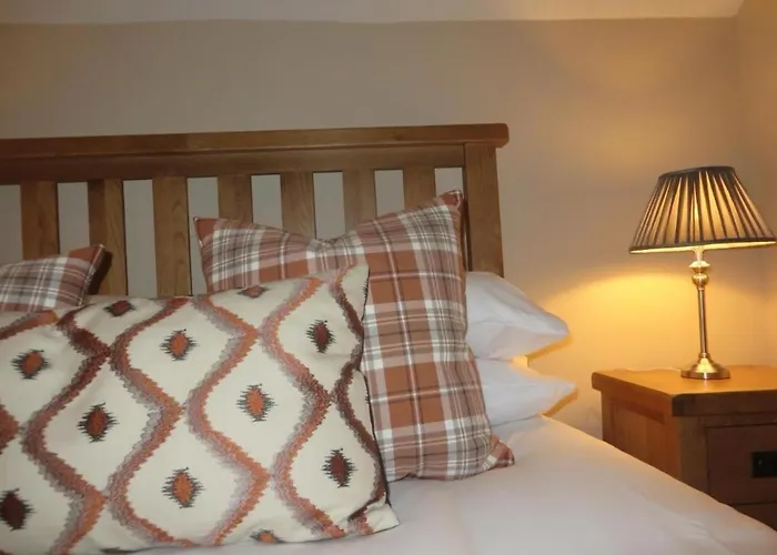 Meifod Hotels