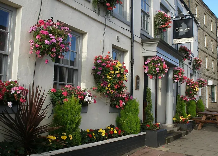 Hexham Hotels with Tennis Court