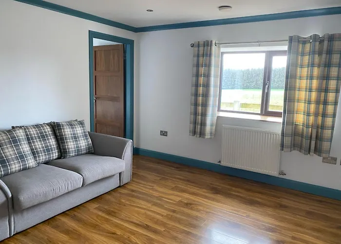 Kilchattan Hotels