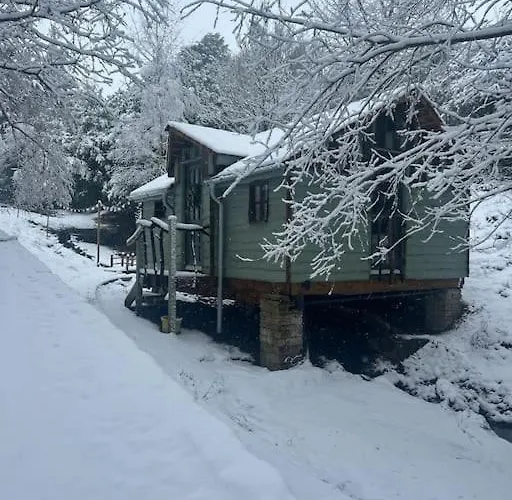 Holiday Cottages in Huddersfield