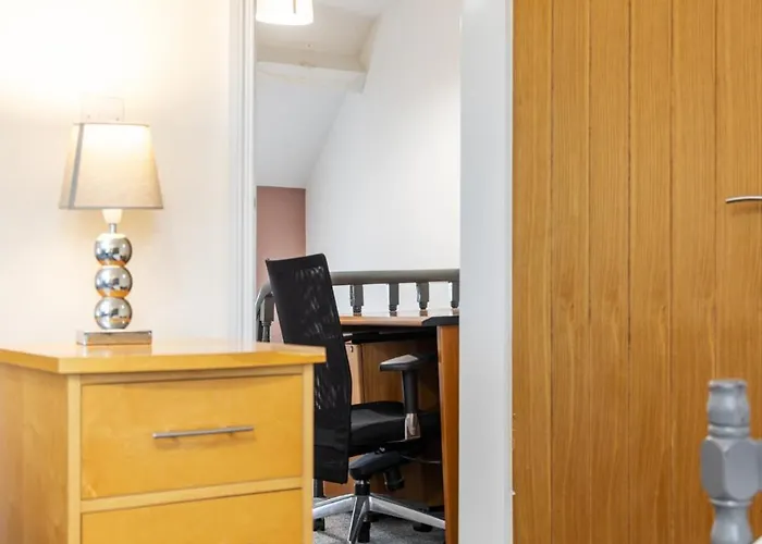 Holiday Cottages in Belfast