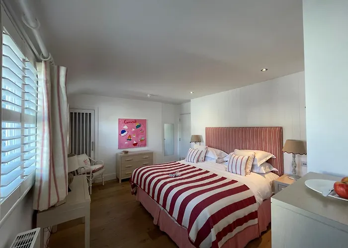 Saint Mawes Hotels