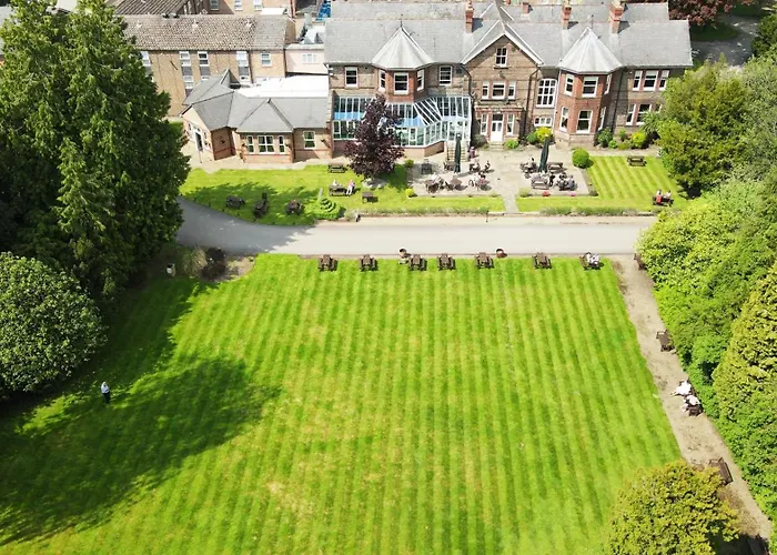 Brighouse Hotels with Table Tennis