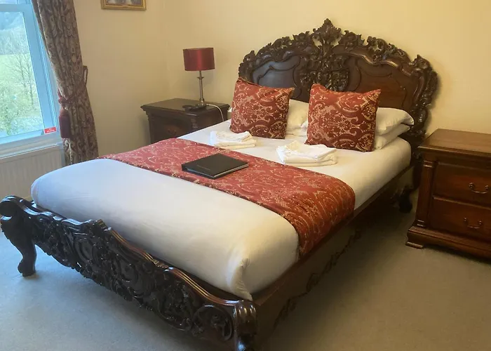 Dalmally Hotels