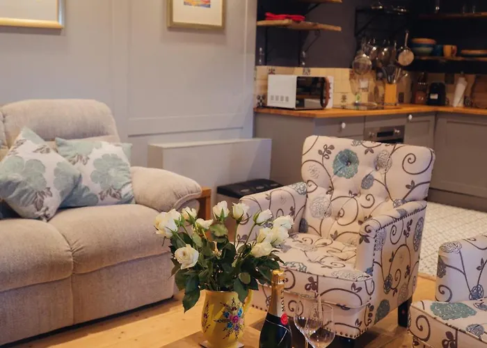 Aberfeldy Beach hotels