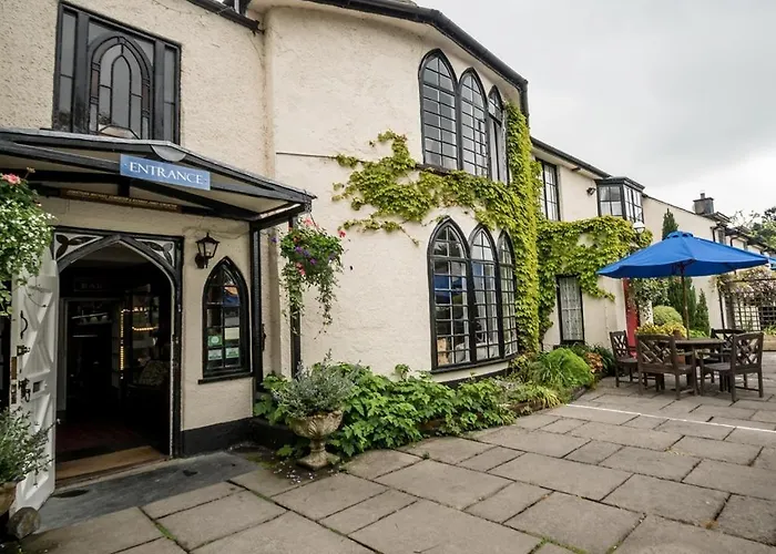Lifton Hotels