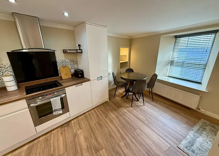 Kirriemuir Hotels