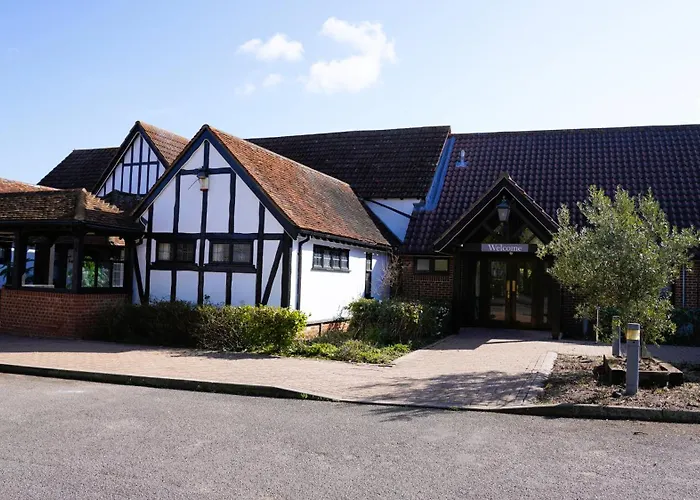 London Hotels near London Southend Airport (SEN)