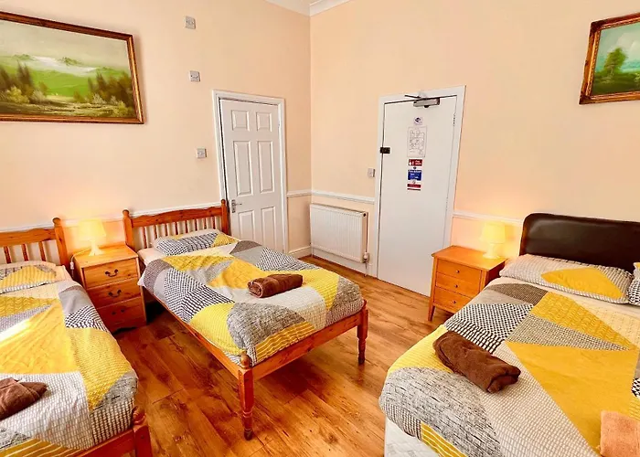 Castle Lodge Guest House 86-88 Sheil Rd L6 3Af Liverpool