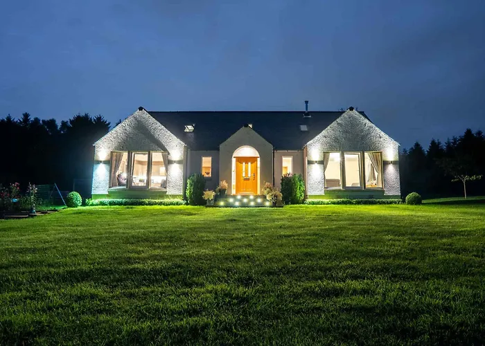 Holiday Cottages in Tomich