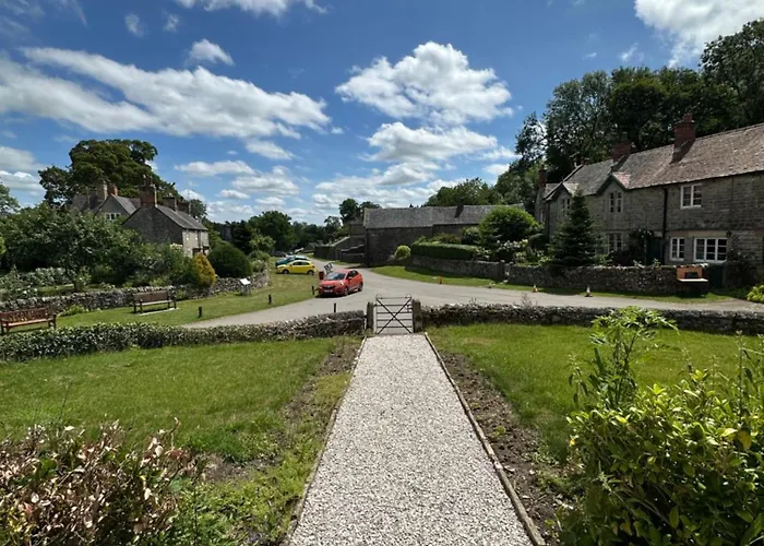 Ashbourne (Derbyshire) Hotels With Amazing Views