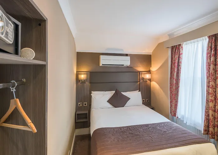 Brunel Hotel London