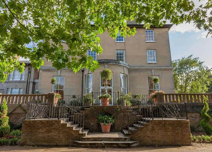 Weybridge Hotels