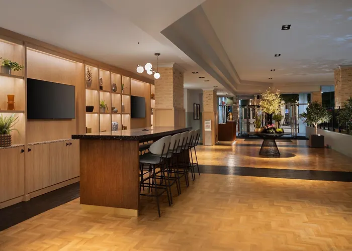 Mickleton (Warwickshire) Hotels