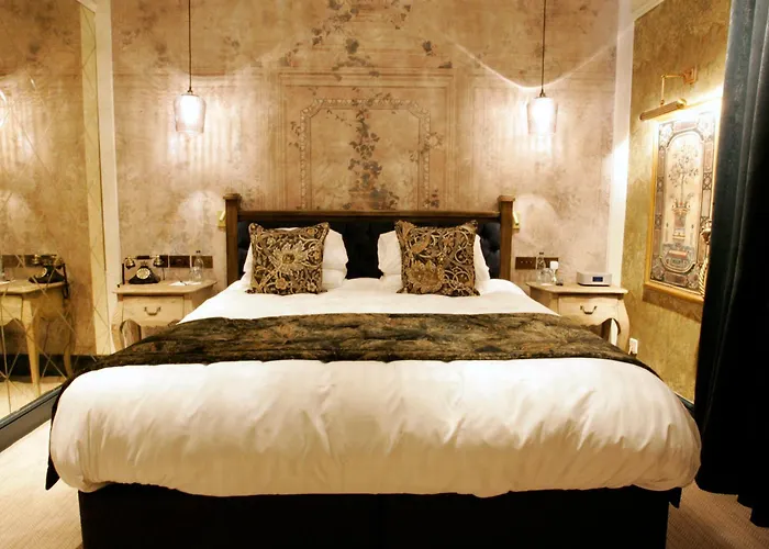 Sedgefield Hotels